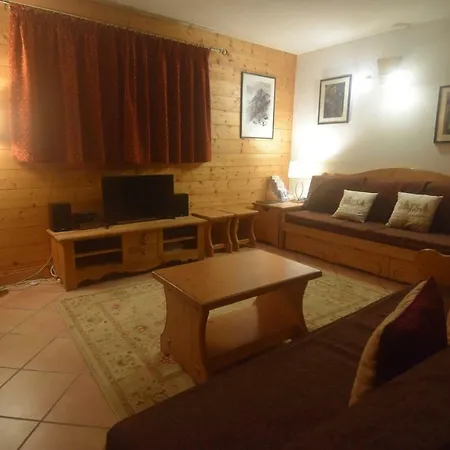 Spacious 2 Minutes From Lift, Equipped For Babies Apartment Les Houches